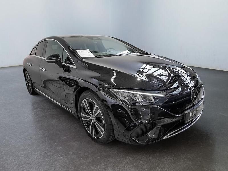 Gebraucht Mercedes 300 169 kW (231 PS) 2024 Schwarz Limousine