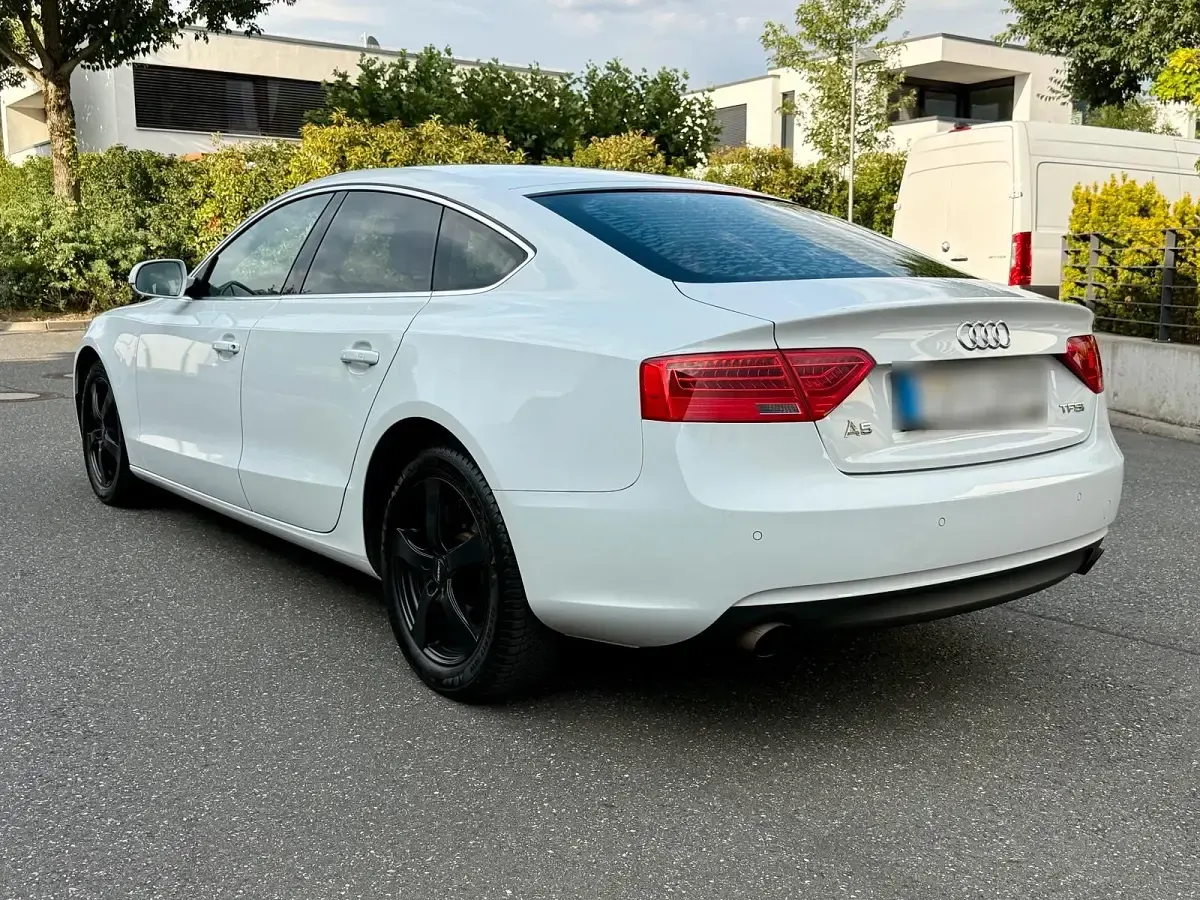 Gebraucht Audi A5 Sportback 170 PS (125 kW) 2012 Weiß Kleinwagen