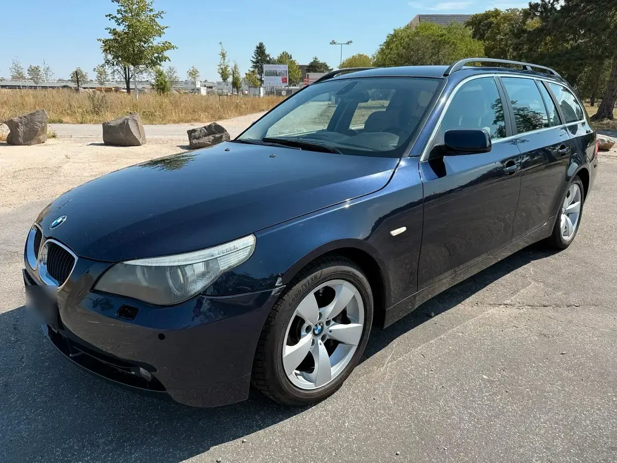 Gebraucht BMW 535 272 PS (200 kW) 2005 Blau Kombi