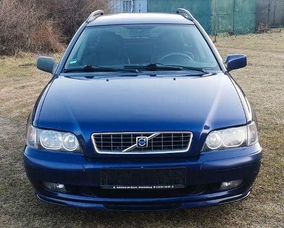 Gebraucht Volvo V40 122 PS (89 kW) 2003 Blau Kombi