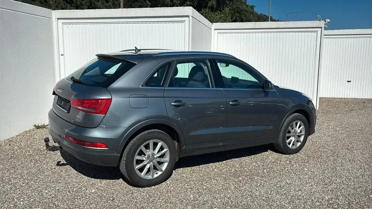 Gebraucht Audi Q3 Sport 150 PS (110 kW) 2017 Grau SUV