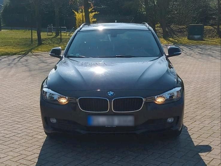 Gebraucht BMW 316 136 PS (100 kW) 2014 Schwarz Kombi