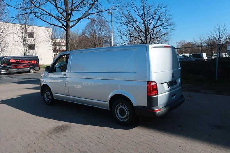 Gebraucht VW T6 114 PS (83 kW) 2018 Silber Van