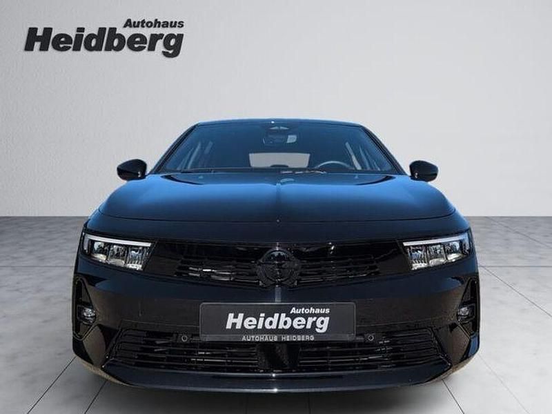 Gebraucht Opel Astra 131 PS (96 kW) 2024 Schwarz Kombi