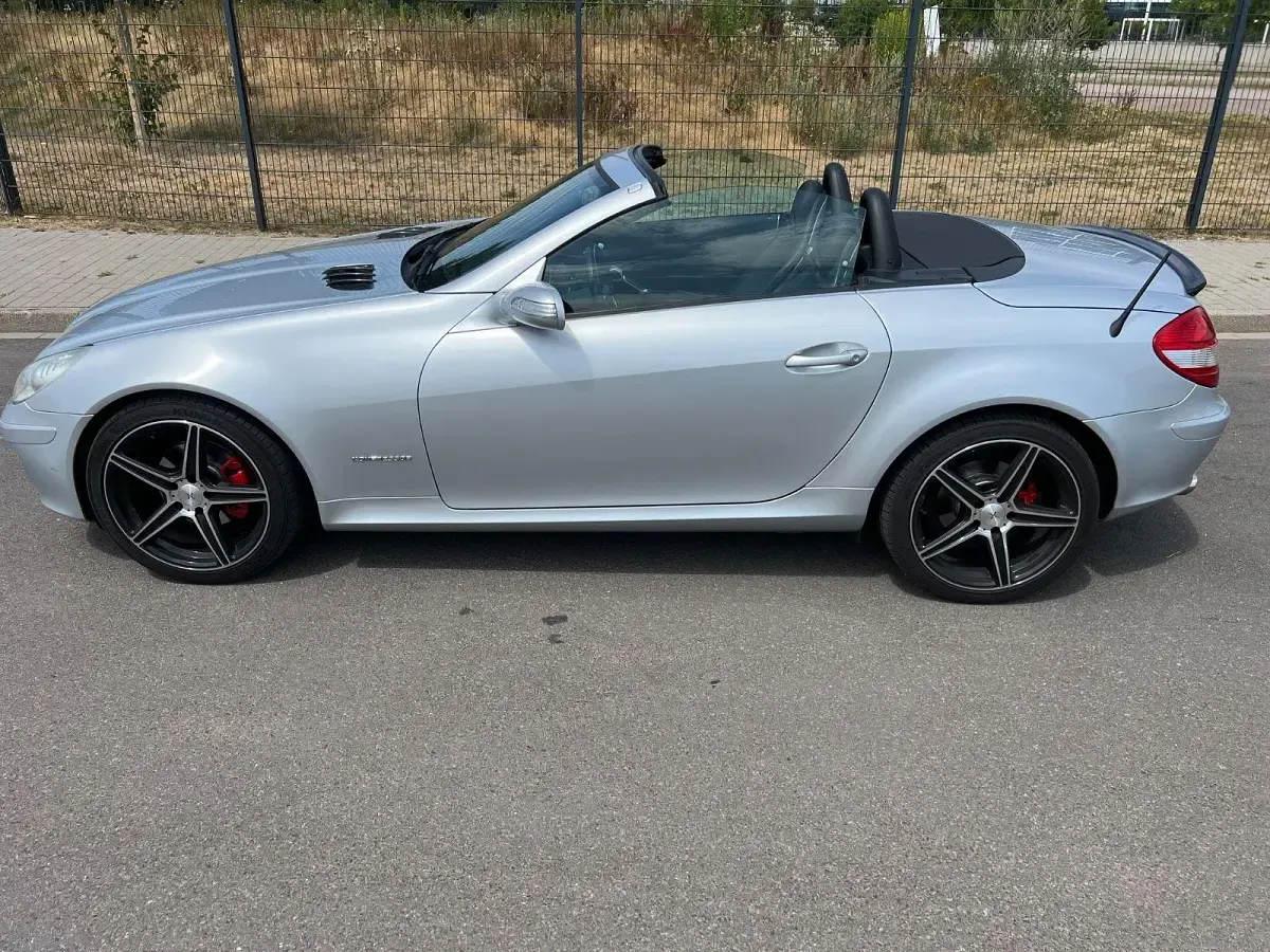 Gebraucht Mercedes SLK200 163 PS (119 kW) 2005 Silber Cabrio