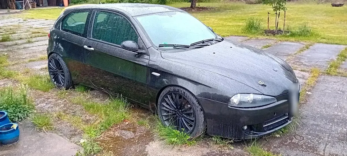 Gebraucht Alfa Romeo 147 165 PS (121 kW) 2005 Schwarz Kleinwagen
