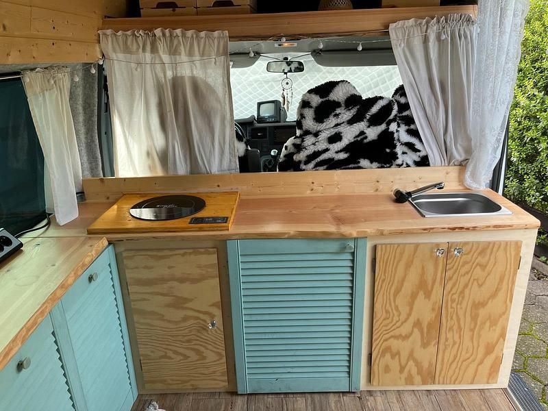 Weiß Gebraucht 2012 Ford Transit Van / Kleinbus | 13.000 € - Bild 1/4