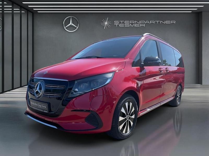 Rot Gebraucht 2024 Mercedes EQV300 Van / Kleinbus | 59.999 € - Bild 1/3