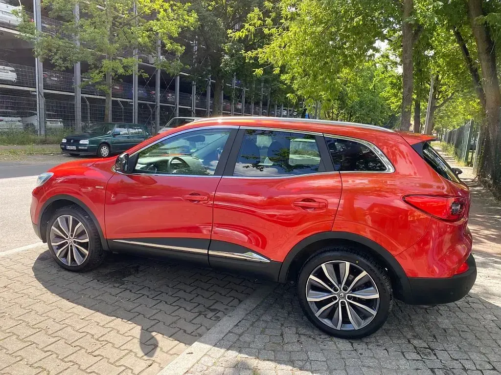 Gebraucht Renault Kadjar Bose Edition 131 PS (96 kW) 2016 Rot SUV