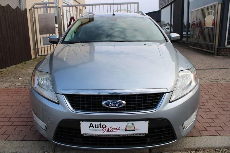 Gebraucht Ford Mondeo Trend 145 PS (106 kW) 2008 Silber Kombi