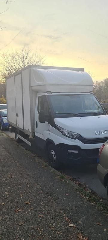 Weiß Gebraucht 2019 Iveco Daily | 22.000 € (Fairer Preis) - Bild 1/4