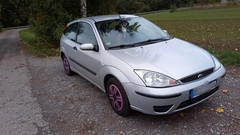 Gebraucht Ford Focus 75 PS (55 kW) 2004 Silber Limousine