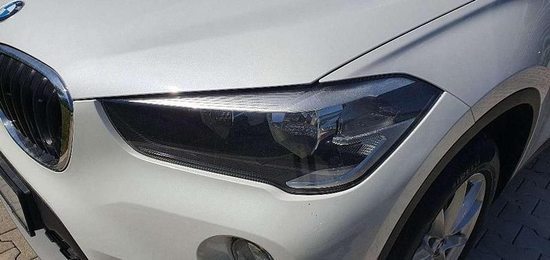Używany BMW X1 Advantage 150 KM (110 kW) 2017 Biały SUV
