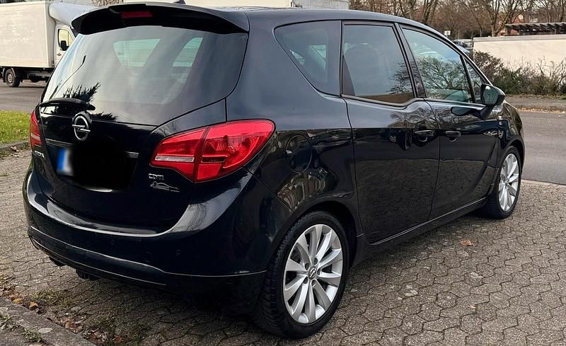 Gebraucht Opel Meriva 110 PS (80 kW) 2012 Schwarz Van / Kleinbus
