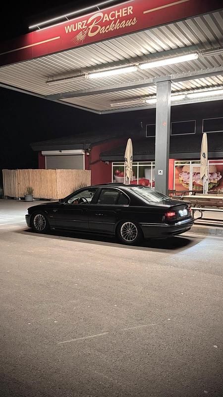 Gebraucht BMW 535 245 PS (180 kW) 2000 Schwarz Limousine