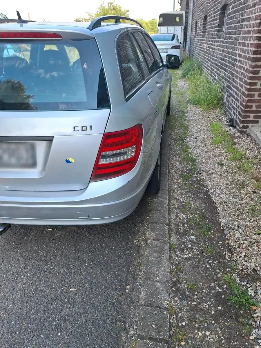 Gebraucht Mercedes C220 170 PS (125 kW) 2008 Silber Kombi