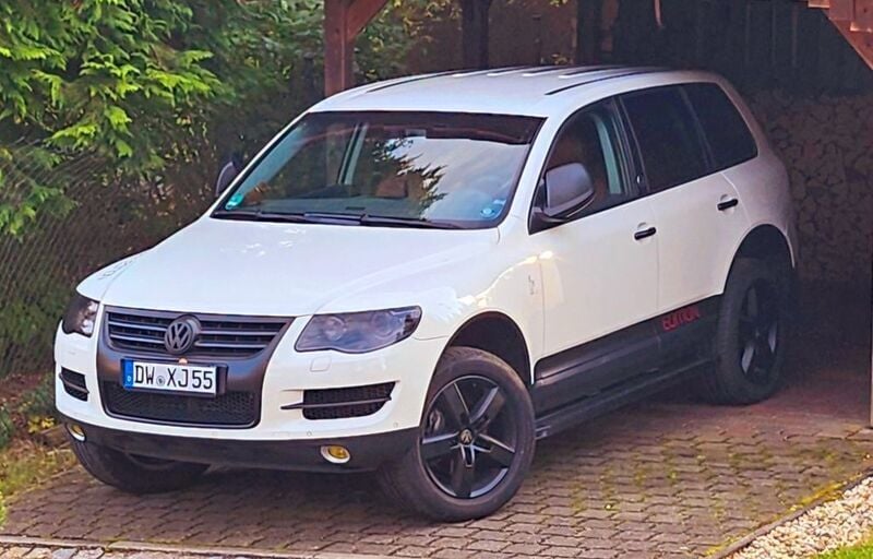 Weiß Gebraucht 2009 VW Touareg Edition SUV | 11.999 € (Teuer) - Bild 1/4