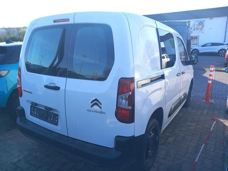 Second-hand Citroën Berlingo PureTech 131 CP (96 kW) 2021 Alb Monovolum