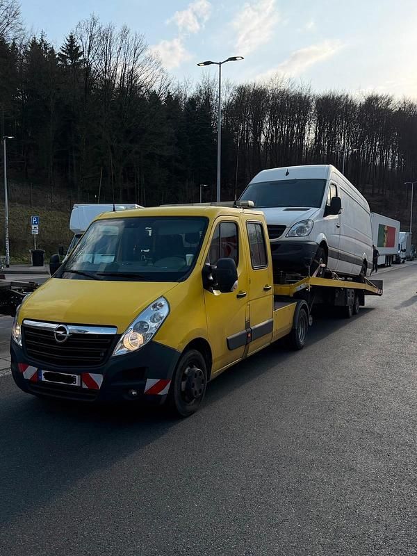 Gebraucht Opel Movano 170 PS (125 kW) 2016 Gelb Van / Kleinbus