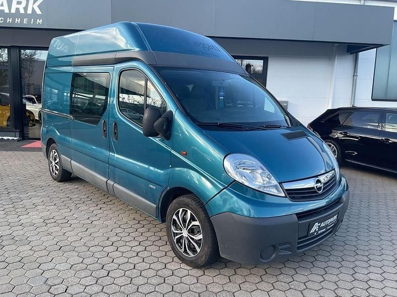 Gebraucht Opel Vivaro 328 PS (241 kW) 2008 Blau Van / Kleinbus