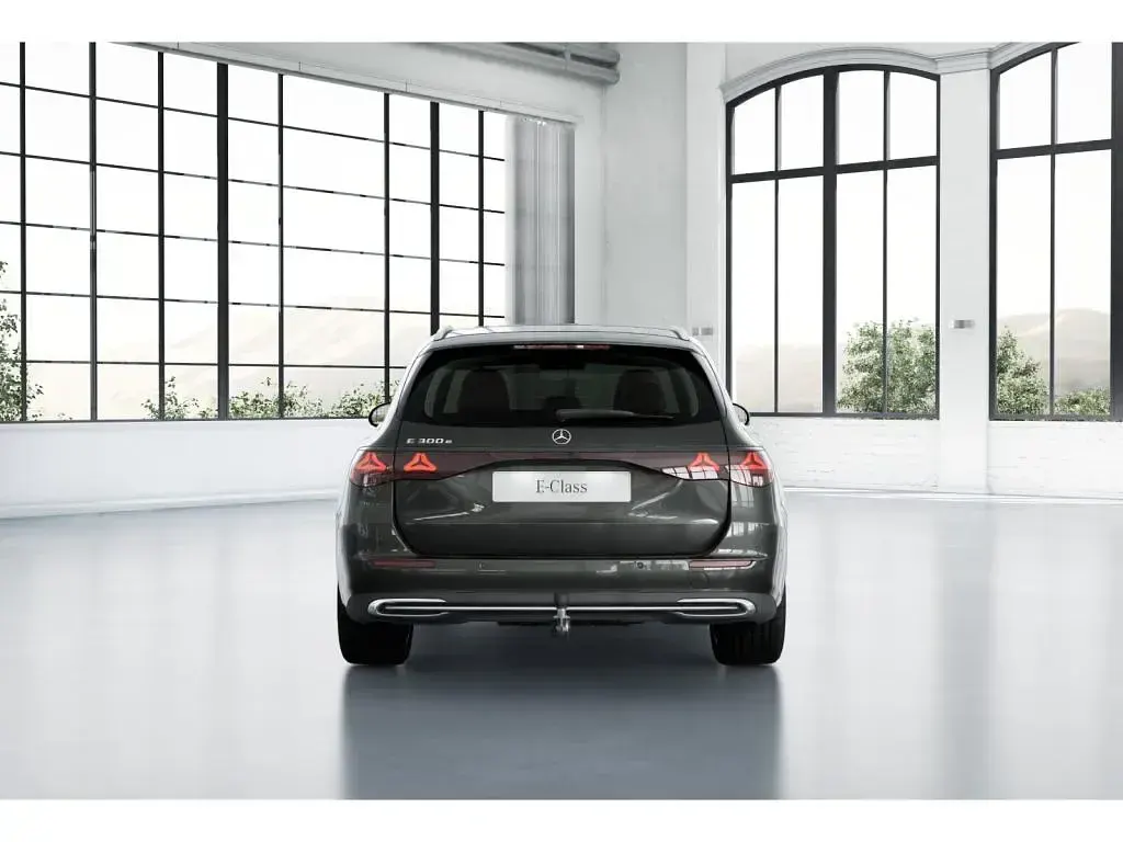 Gebraucht Mercedes E300 Advanced Plus 204 PS (150 kW) 2025 Metalliclack graphitgrau Kombi