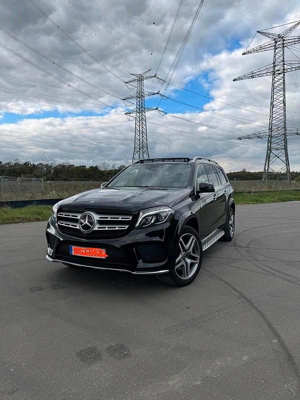 Schwarz Gebraucht 2017 Mercedes GLS350 AMG line SUV | 43.000 € (Fairer Preis) - Bild 1/4