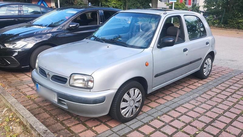 Silber Gebraucht 1997 Nissan Micra Kleinwagen | 1.350 € (Fairer Preis) - Bild 1/2
