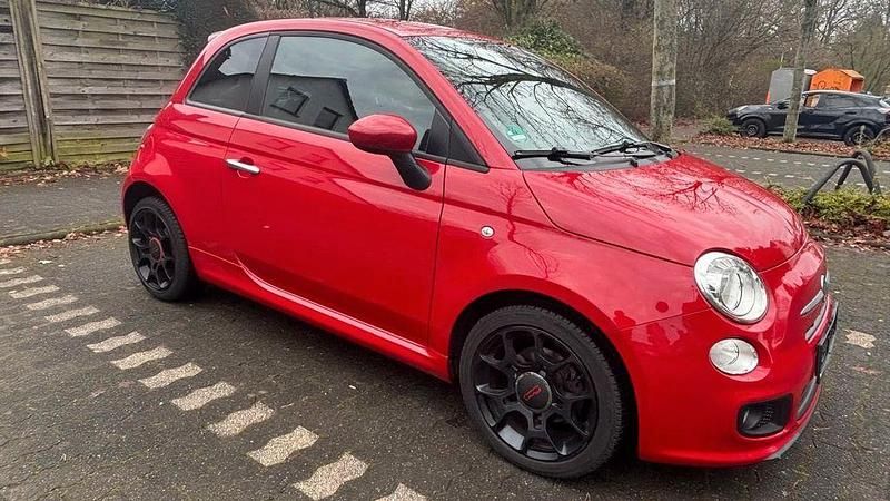 Rot Gebraucht 2014 Fiat 500 Kleinwagen | 7.450 € (Fairer Preis) - Bild 1/4