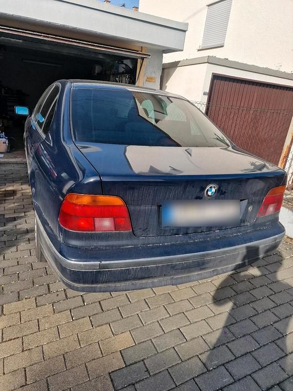 Gebraucht BMW 525 193 PS (141 kW) 2000 Blau Limousine