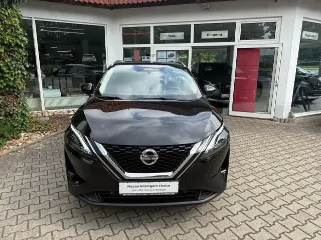 Gebraucht Nissan Qashqai 140 PS (102 kW) 2022 Schwarz SUV