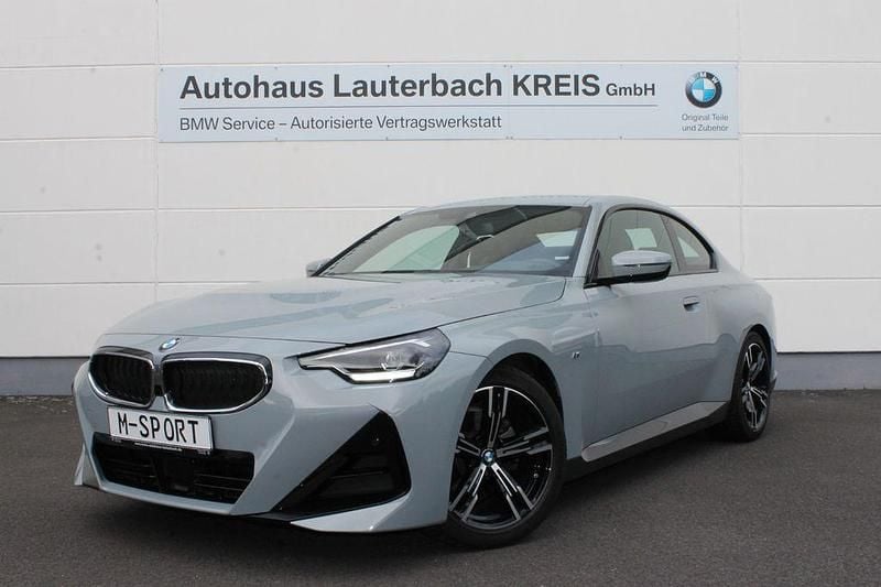 Gebraucht BMW 220 M Sport 184 PS (135 kW) 2022 Grau Coupé
