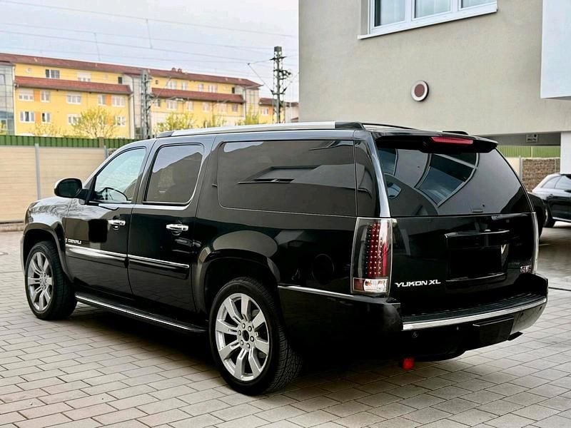 Gebraucht GMC Yukon 385 PS (283 kW) 2007 Schwarz SUV