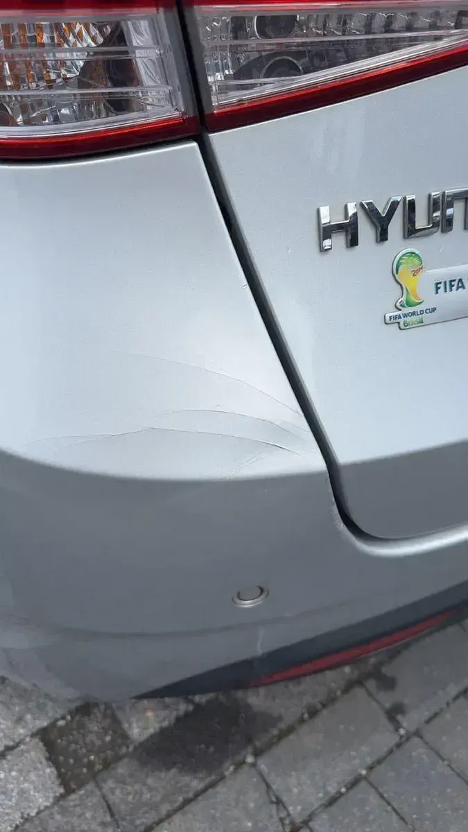 Gebraucht Hyundai i40 Premium 136 PS (100 kW) 2014 Silber Kombi