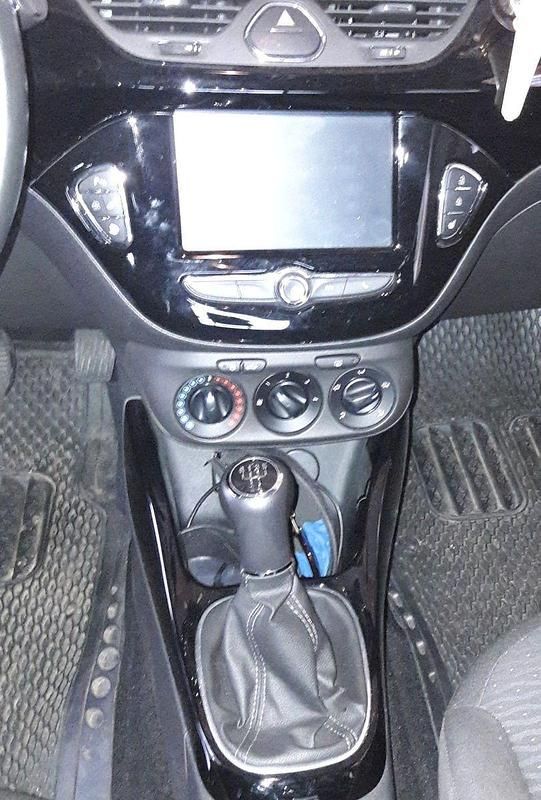 Gebraucht Opel Corsa drive 90 PS (66 kW) 2016 Weiß Kleinwagen