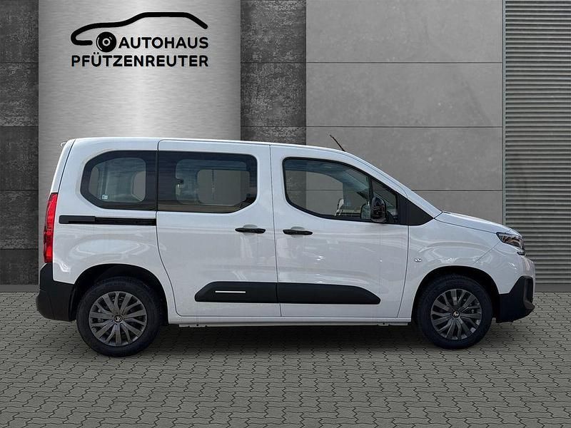 Neu Citroën Berlingo 102 PS (75 kW) 2025 Weiß Van / Kleinbus