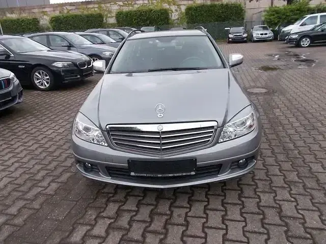 Gebraucht Mercedes C180 156 PS (114 kW) 2008 Silber Limousine