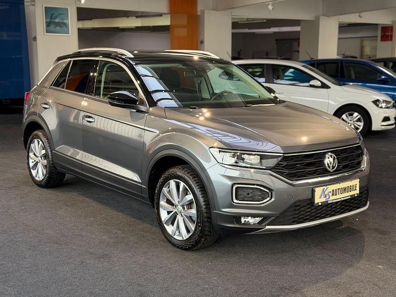 Grau Gebraucht 2020 VW T-Roc Style SUV | 22.999 € (Fairer Preis) - Bild 1/4