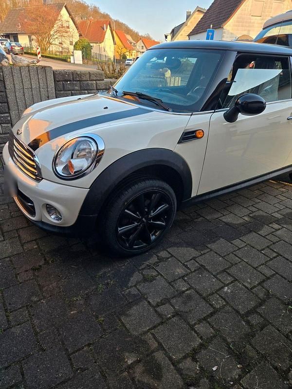 Gebraucht Mini Cooper Coupé 122 PS (89 kW) 2012 Weiß Coupé