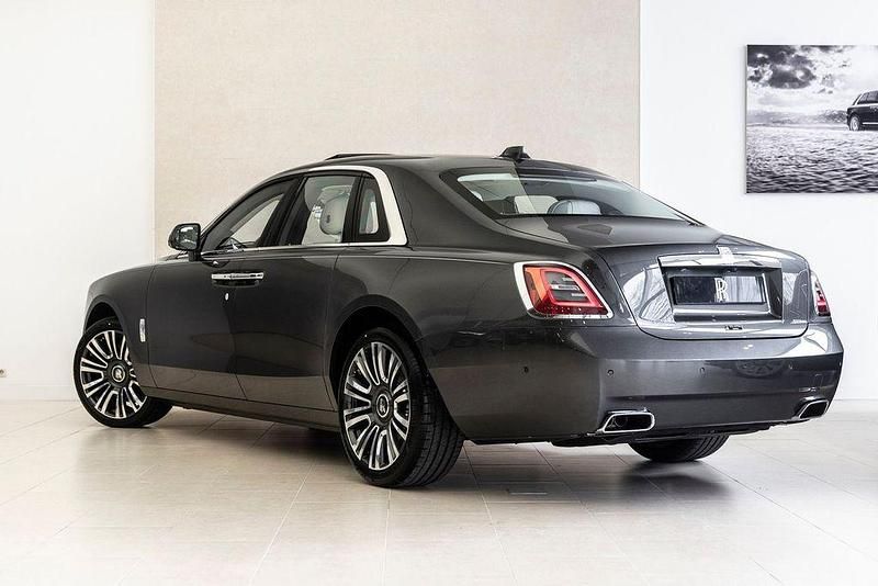 Gebraucht Rolls Royce Ghost 571 PS (419 kW) 2022 Grau Limousine