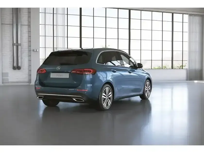 Gebraucht Mercedes B250e Progressive 160 PS (117 kW) 2022 Blau denimblau metallic Kleinwagen