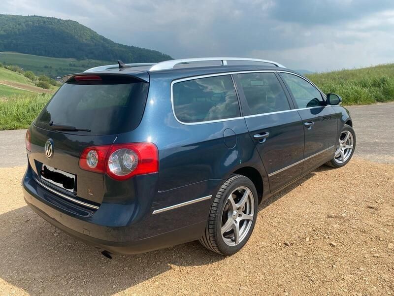 Blau Gebraucht 2007 VW Passat Kombi | 1.990 € (Superpreis) - Bild 1/4