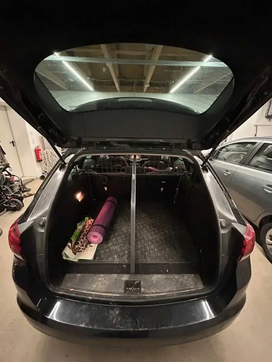 Gebraucht Opel Astra Innovation 136 PS (100 kW) 2019 Schwarz Kombi