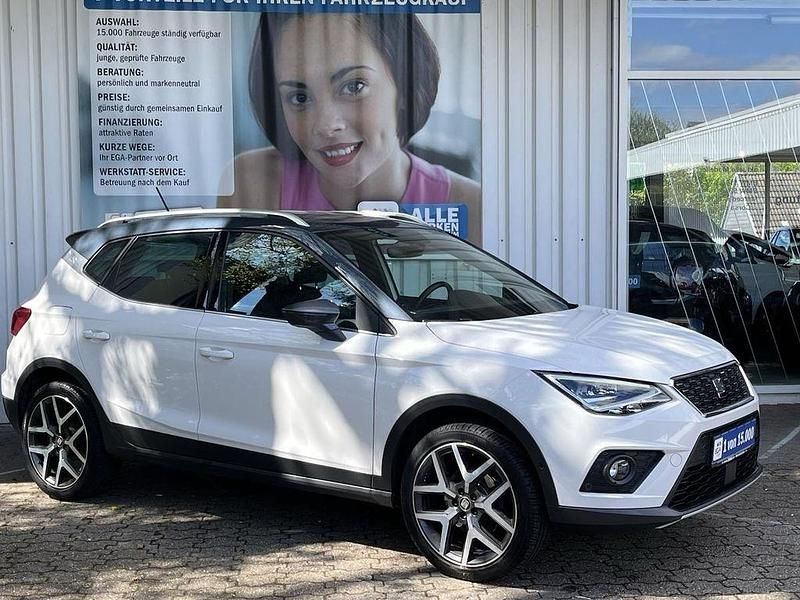 Weiß Gebraucht 2018 Seat Arona XCELLENCE SUV | 14.776 € (Fairer Preis) - Bild 1/4