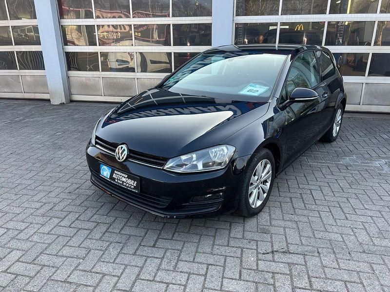 Gebraucht VW Golf VII Trendline 86 PS (63 kW) 2013 Schwarz Kleinwagen