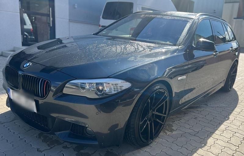 Gebraucht 2012 BMW 520 M Sport Kombi | 8.199 € (Fairer Preis) - Bild 1/4