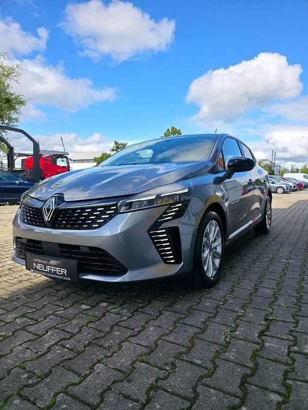 Neu Renault Clio V Evolution 91 PS (66 kW) 2025 Schiefergrau Kombi