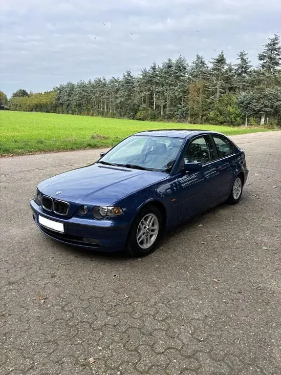 Gebraucht BMW 316 Compact 120 PS (88 kW) 2002 Blau Kleinwagen
