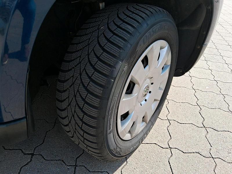 Gebraucht Skoda 110 R 110 PS (80 kW) 2013 Blau Limousine