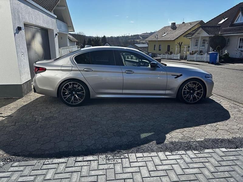 Silber Gebraucht 2019 BMW M5 Competition Edition Limousine | 59.500 € (Fairer Preis) - Bild 1/4