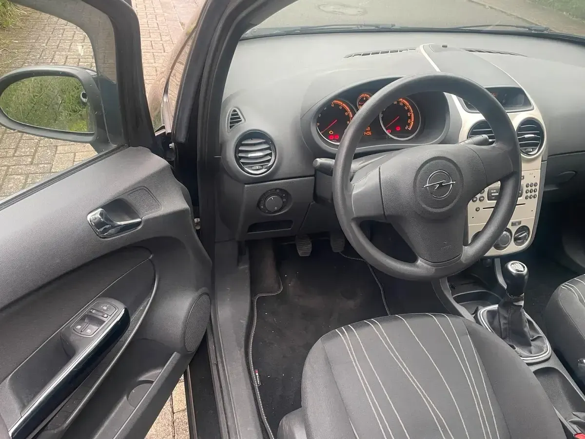 Gebraucht Opel Corsa 60 PS (44 kW) 2007 Schwarz Kleinwagen